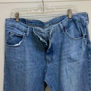Wrangler blue jeans. NWOT